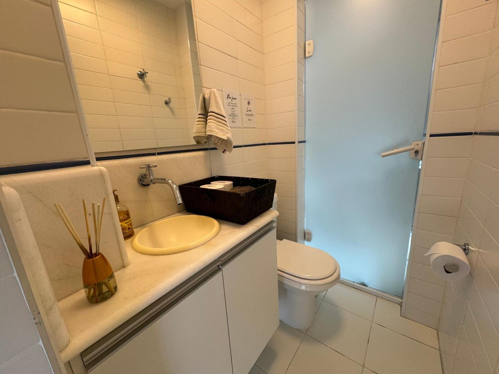 Apartamento Vista Para O Mar E Pe Na Areia Guaruja Luaran gambar
