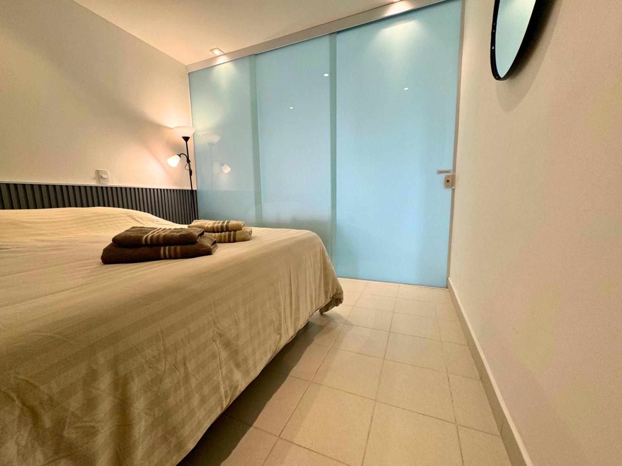 Apartamento Vista Para O Mar E Pe Na Areia Guaruja Luaran gambar